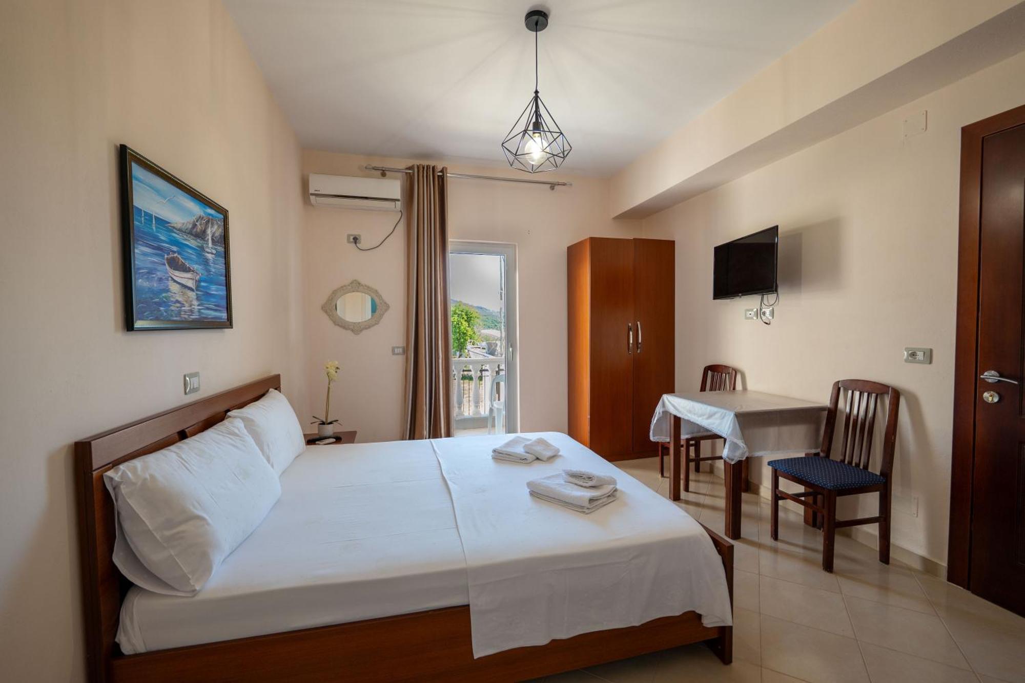 Villa Sunny Ksamil Exterior photo